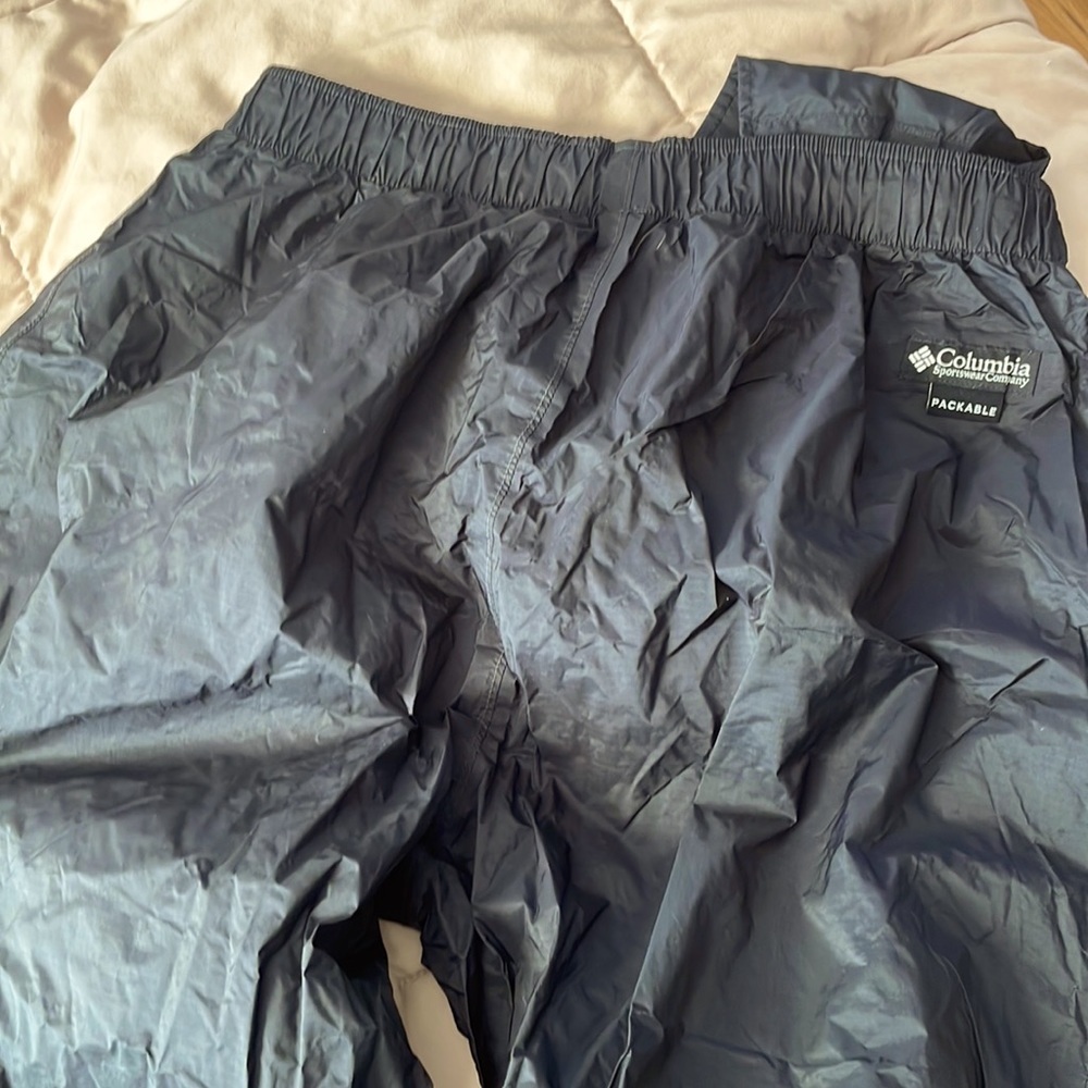Columbia brand packable snow pants size XL.  FREE SHIPPING